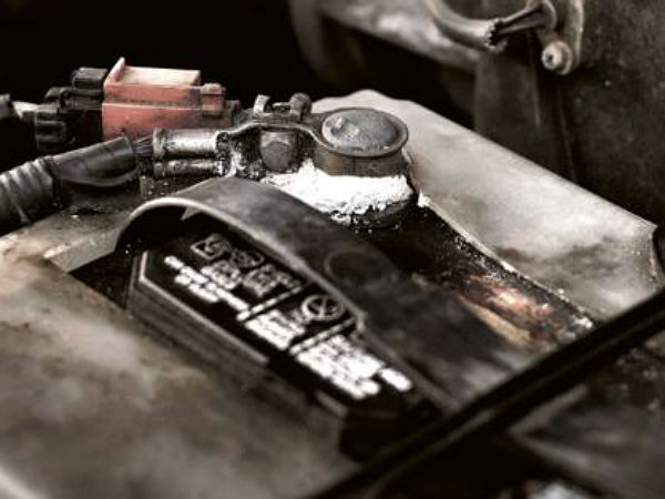 ಕಾರು ಬ್ಯಾಟರಿಗಳು ಶಾಕ್ ಹೊಡೆಯುತ್ತಾ?