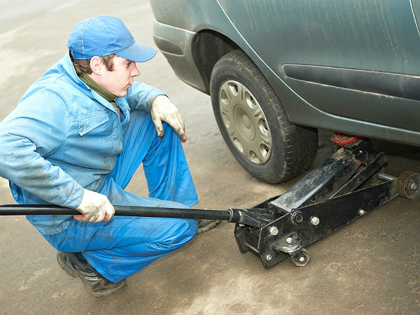 ಕಾರಿನ ಜಾಕಿ ಬಳಕೆ ಮಾಡುವ ವಿಧಾನ ಹೇಗೆ?