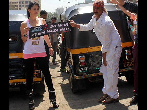 ರಾಗಿಣಿ ಎಂಎಂಎಸ್2 ಪ್ರಚಾರಾರ್ಥ ಆಟೋವನ್ನೇರಿದ ಸನ್ನಿ 