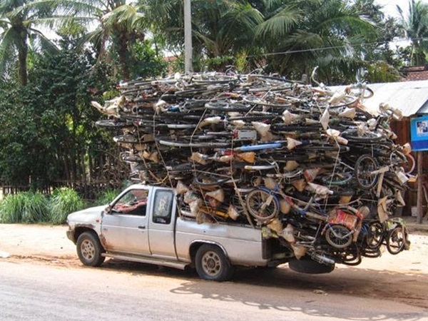 ವಾಹನಗಳಿಗೆ ಅಮಿತ ಭಾರ ಹೇರಿದ್ರೆ ಏನಾಗಬಹುದು ಅಂತೀರಾ?