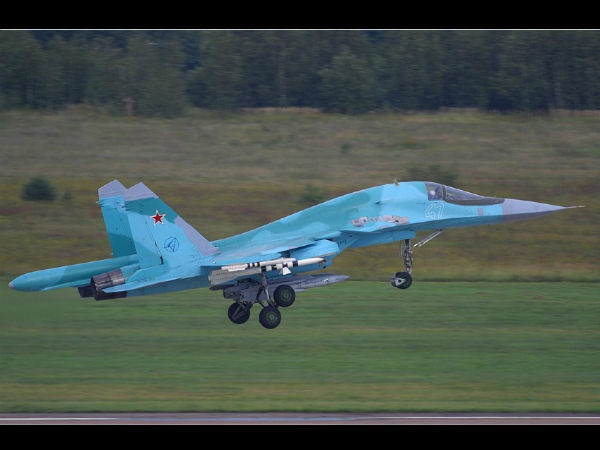 2. ರಷ್ಯಾ ಏರ್ ಫೋರ್ಸ್: 1900 ಯುದ್ಧ ವಿಮಾನ 