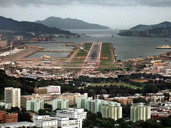  Kai Tak Airport