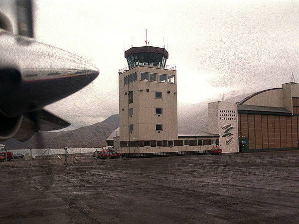 Svalbard Airport, Longyear