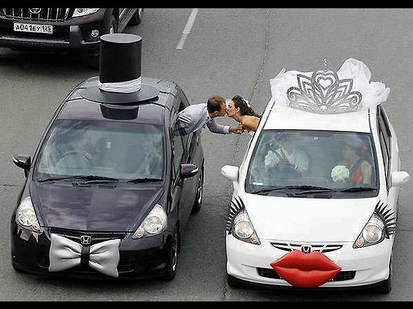 ಆರಕ್ಕೇರಲಿಲ್ಲ, ಮೂರಕ್ಕೀಳಿಯಲಿಲ್ಲ; ಟೈಮ್ ಪಾಸು ಚಿತ್ರಗಳು