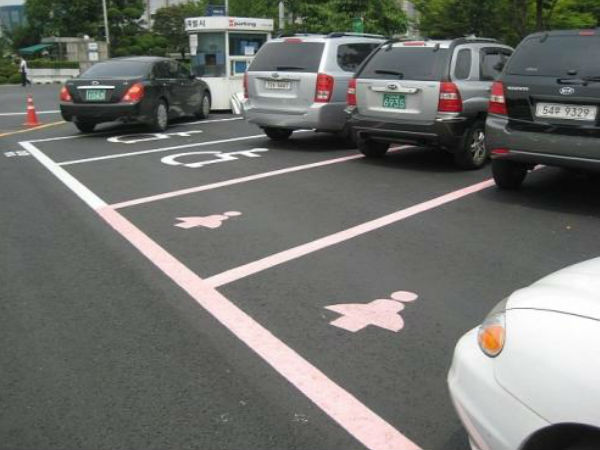 ಸಿಯೋಲ್‌ನಲ್ಲಿ ಮಹಿಳಾ ಸ್ನೇಹಿ ಪಾರ್ಕಿಂಗ್ ತಾಣ