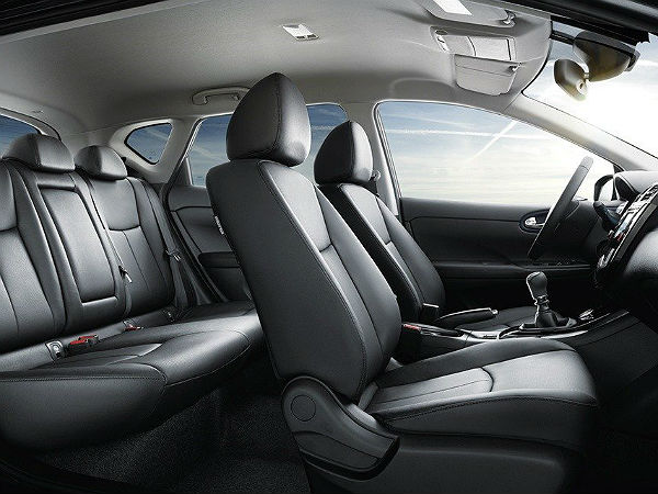 ನಿಸ್ಸಾನ್ ಪಲ್ಸರ್ ಹ್ಯಾಚ್‌ಬ್ಯಾಕ್ ಭರ್ಜರಿ ಅನಾವರಣ