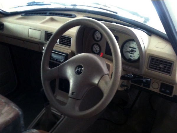 ಭಾರತೀಯ ರಸ್ತೆಗಳ ರಾಜ 'ಅಂಬಿ' ಯುಗಾಂತ್ಯ