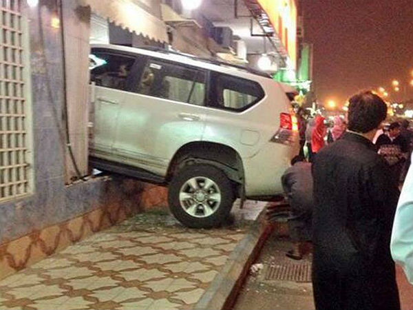 ವಾಹನಗಳಿಗೆ 'ಗಜಕೇಸರಿ' ಯೋಗ ಇರುತ್ತಂತೆ!