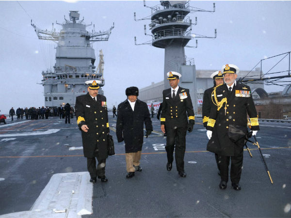 ಐಎನ್‌ಎಸ್ ವಿಕ್ರಮಾದಿತ್ಯ ದೇಶಕ್ಕೆ ಅರ್ಪಿಸಿದ ಮೋದಿ 