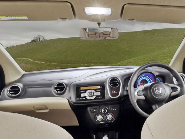 ಬೆಂಗಳೂರು ಶಾಪಿಂಗ್ ಮಾಲ್‌ನಲ್ಲಿ ಮೊಬಿಲಿಯೊ ಶೋ 