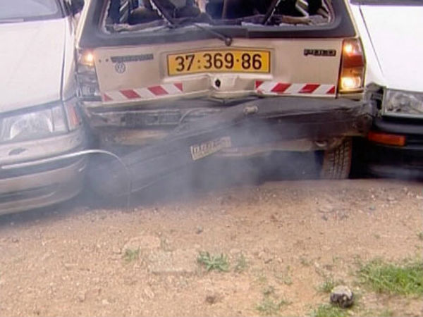 ರಿವರ್ಸ್ ಪಾರ್ಕಿಂಗ್ ಸರಿಯಾಗಿ ಅಭ್ಯಾಸಿಸಿ; ಇಲ್ಲಂದ್ರೆ ಎಡವಟ್ಟಾದಿತು!