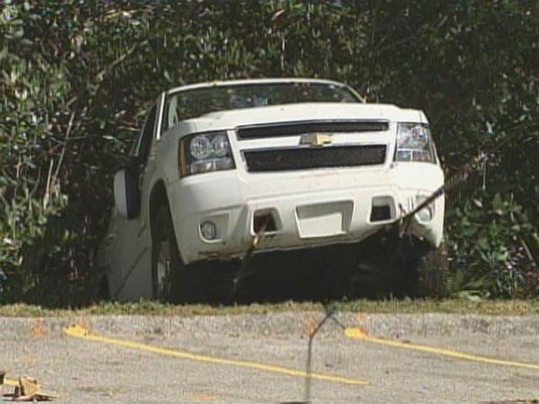 ರಿವರ್ಸ್ ಪಾರ್ಕಿಂಗ್ ಸರಿಯಾಗಿ ಅಭ್ಯಾಸಿಸಿ; ಇಲ್ಲಂದ್ರೆ ಎಡವಟ್ಟಾದಿತು!