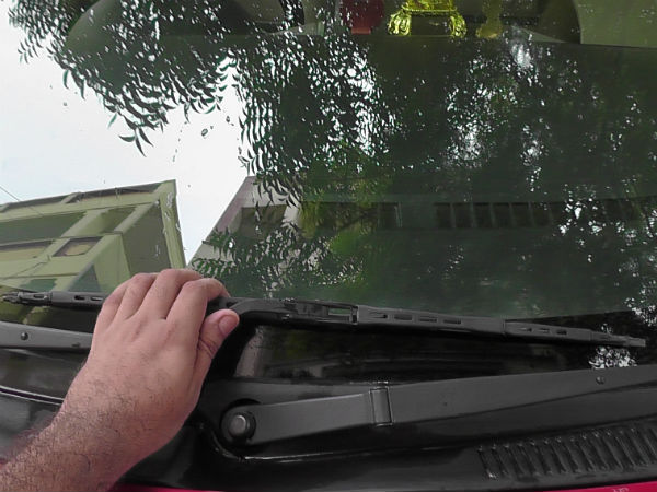 10. ವೈಪರ್, ಲೈಟಿಂಗ್ ಪರಿಶೀಲಿಸಿ