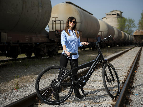 ಸ್ಮಾರ್ಟ್‌ಫೋನ್ ನಿಯಂತ್ರಿತ ಹೈಟೆಕ್ ಸೈಕಲ್ - ವಿಷಿಯೊಬೈಕ್