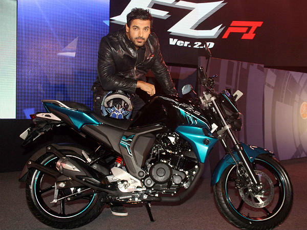 ದರ ಮಾಹಿತಿ (ಎಕ್ಸ್ ಶೋ ರೂಂ ದೆಹಲಿ)