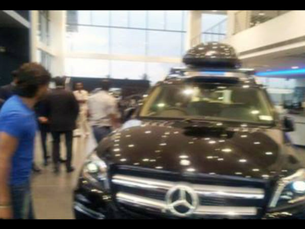 ಗೋಲ್ಡನ್ ಸ್ಟಾರ್‌ಗೆ ಮಡದಿಯಿಂದ ಬೊಂಬಾಟ್ ಉಡುಗೊರೆ