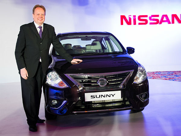 2014 ನಿಸ್ಸಾನ್ ಸನ್ನಿ ದೇಶದಲ್ಲಿ ಆದ್ದೂರಿ ಬಿಡುಗಡೆ