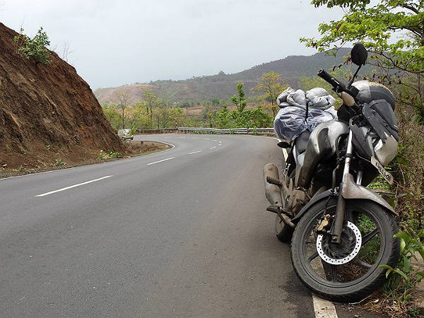 ರಸ್ತೆ ಮಾರ್ಗವಾಗಿ ಬೈಕಲ್ಲಿ ದೆಹಲಿಯಿಂದ ಕೇರಳಕ್ಕೆ ಸಾಹಸ ಪಯಣ