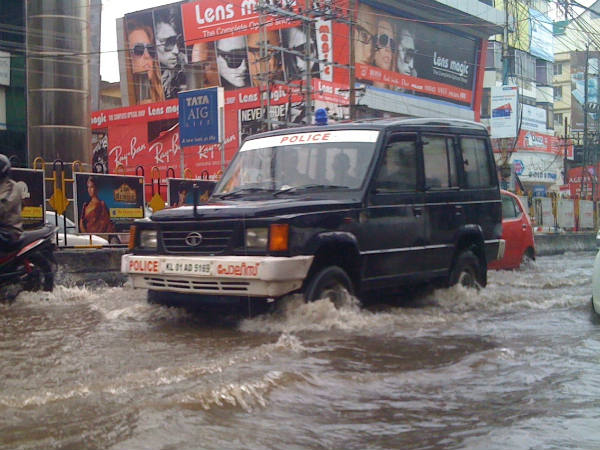 ಭಾರತದಲ್ಲಿ ಕಾನೂನು ಜಾರಿ ಮಾಡಲು ನೆರವಾಗುವ ವಾಹನಗಳು