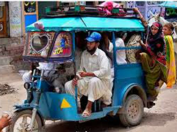 ನಿಮ್ಮಲ್ಲಿ ನಗೆ ಹುಟ್ಟಿಸುವ ಚಿತ್ರ ವಿಚಿತ್ರ ಆಟೋ ರಿಕ್ಷಾಗಳು