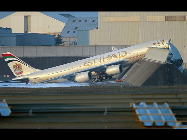 ನಕ್ಕು ಹಗುರಾಗಿ; ಕುತೂಹಲಕಾರಿ ವಿಮಾನಗಳ ಚಿತ್ರಗಳು