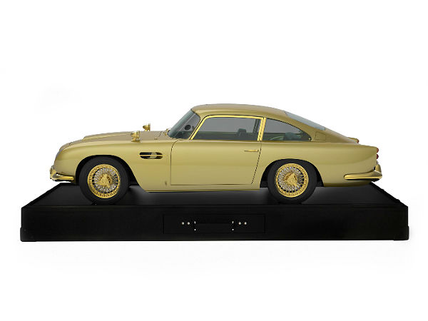 ಹರಾಜಿಗಿದೆ ಚಿನ್ನ ಲೇಪಿತ ಜೇಮ್ಸ್ ಬಾಂಡ್ ಆಸ್ಟನ್ ಮಾರ್ಟಿನ್ ಕಾರು