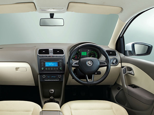 2014 ಸ್ಕೋಡಾ ರಾಪಿಡ್ ಲಾಂಚ್