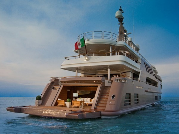 ವಿಹಾರ ನೌಕೆಯೊಳಗೊಂದು ನೌಕೆ; ತೇಲುವ ಗ್ಯಾರೇಜ್ 