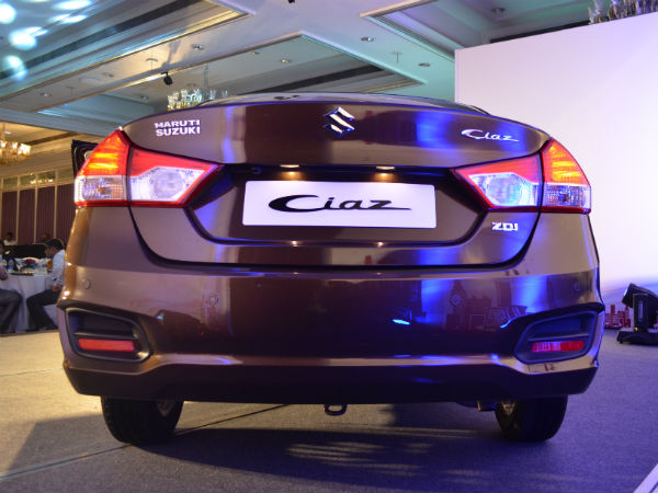 maruti ciaz rear