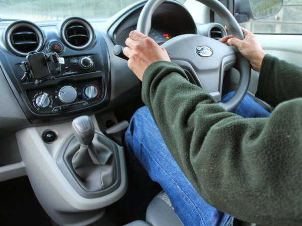 ಸ್ಟೀರಿಂಗ್ 