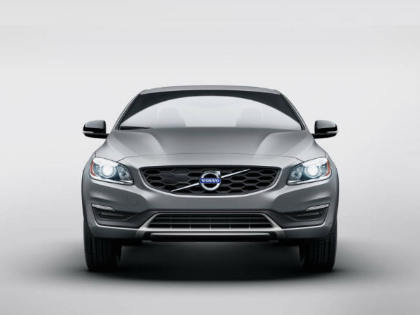 ವೋಲ್ವೋ ಎಸ್60 ಕ್ರಾಸ್ ಕಂಟ್ರಿ - ವಿಶ್ವದ ಚೊಚ್ಚಲ ಕ್ರಾಸೋವರ್ ಸೆಡಾನ್ 