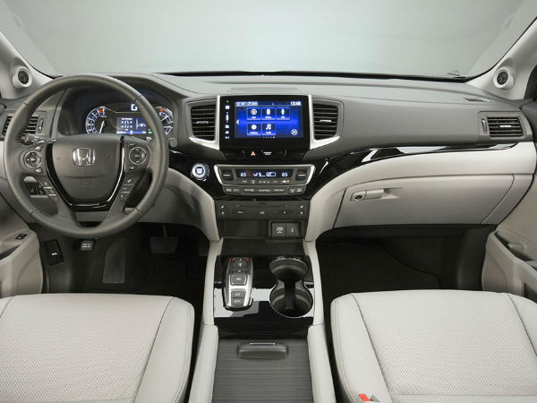 ಚಿಕಾಗೊ ಆಟೋ ಶೋದಲ್ಲಿ 2016 ಹೋಂಡಾ ಪೈಲಟ್ ಅನಾವರಣ