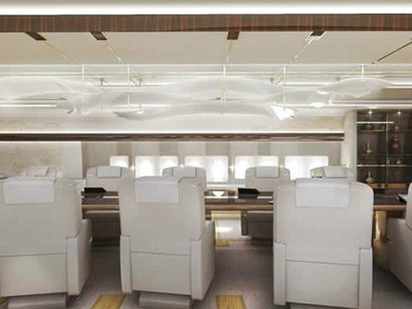 ಗ್ರೀನ್ ಪಾಯಿಂಟ್ - ಇದೇ ಬಾನಲ್ಲಿ ತೇಲಾಡುವ ವಿಹಾರ ನೌಕೆ