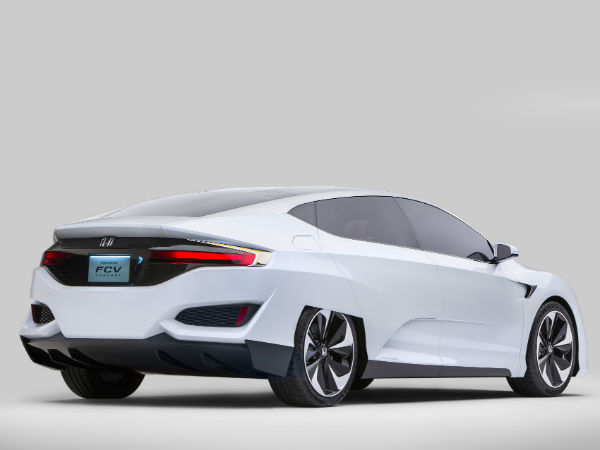 ಹೈಡ್ರೋಜನ್ ಫ್ಯಾಮಿಲಿಗೆ ಸ್ವಾಗತ; ಹೋಂಡಾ ಎಫ್‌ಸಿವಿ ಕಾರು 