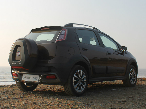 ಹಿಂಬದಿ ವಿನ್ಯಾಸ