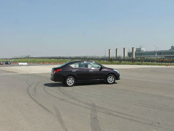 ಬುದ್ಧ ಅಂತರಾಷ್ಟ್ರೀಯ ರೇಸ್ ಟ್ರ್ಯಾಕ್ ನಲ್ಲಿ ನಿಸ್ಸಾನ್ ಶಕ್ತಿ ಪ್ರದರ್ಶನ 