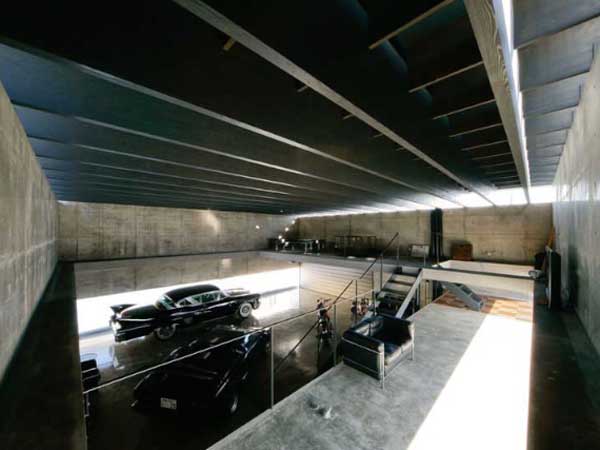 08. ಅಸಹಿಕವಾ ಗ್ಯಾರೇಜ್, ಜಪಾನ್