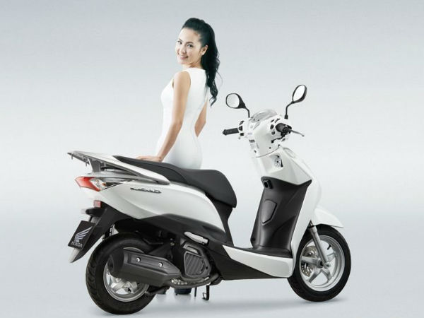 06. ಪ್ರೀಮಿಯಂ ಸ್ಕೂಟರ್