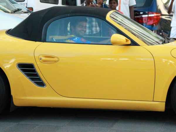 ಸುರೇಶ್ ರೈನಾ ಅವರ ಐಷಾರಾಮಿ ಕಾರು - ಪೋರ್ಷೆ ಬಾಕ್ಸ್ಟರ್ ಎಸ್ 