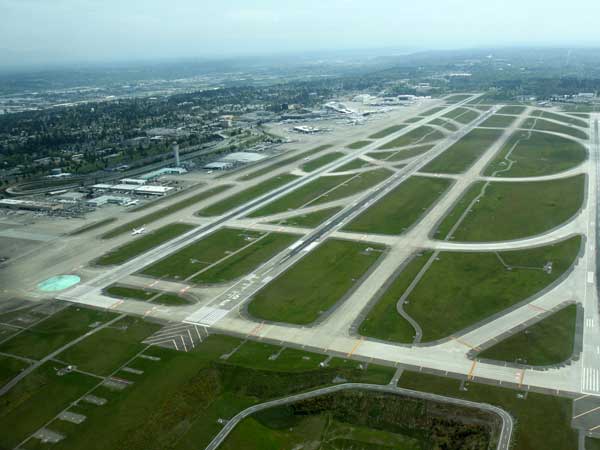 02. ಸೀಟ್ಲ್-ಟಕೊಮಾ ಅಂತರಾಷ್ಟ್ರೀಯ ವಿಮಾನ ನಿಲ್ದಾಣ