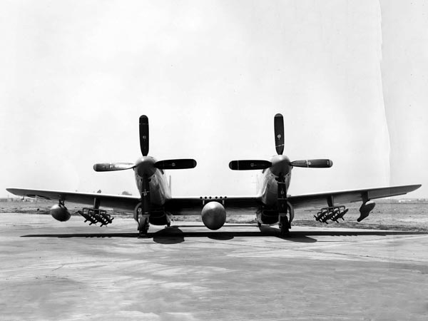 14. ನಾರ್ಥ್ ಅಮೆರಿಕ ಎಕ್ಸ್ ಎಫ್-82