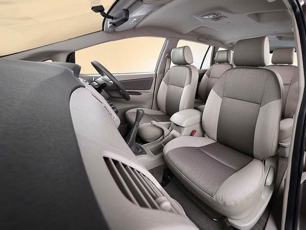 ವಿಶೇಷತೆ - ಟೊಯೊಟಾ ಇನ್ನೋವಾ