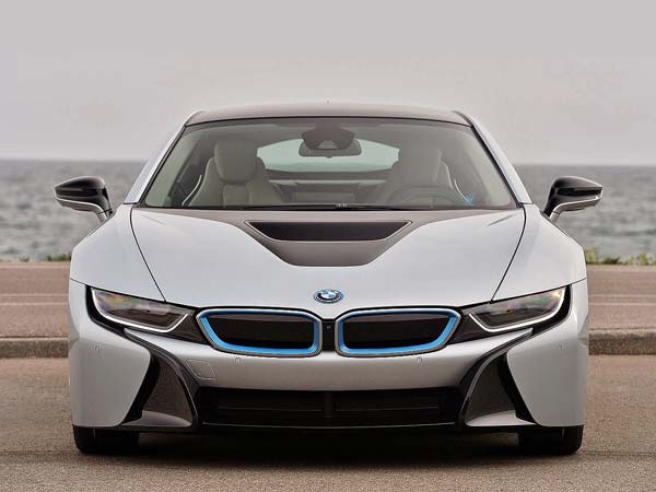 01. ಬಿಎಂಡ್ಲ್ಯು ಐ8