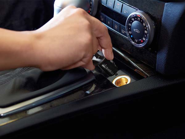 10. ಚಾರ್ಜಿಂಗ್ ಔಟ್ಲೆಟ್ 