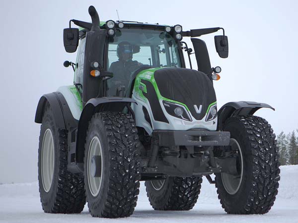 ವೇಗದ ಪ್ರಪಂಚದಲ್ಲೊಂದು ವೇಗದೂತ ಟ್ರ್ಯಾಕ್ಟರ್