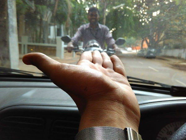 ಹಿಂದಿ- ಅಬೇ ಸಾಲೆ, ಅಂಧಾ ಹೇ ಕ್ಯಾ?