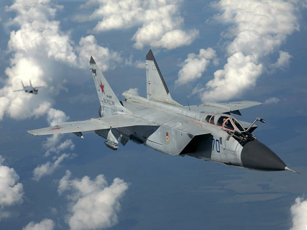 07. ಮಿಕೊಯಾನ್ ಮಿಗ್-31 ಫಾಕ್ಸ್ ಬಾಟ್ 