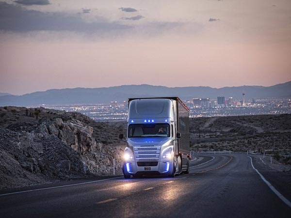 ಸಕತ್ ಬ್ಯೂಟಿ ಡೈಮ್ಲರ್ ಸ್ವಯಂಚಾಲಿತ ಟ್ರಕ್ 