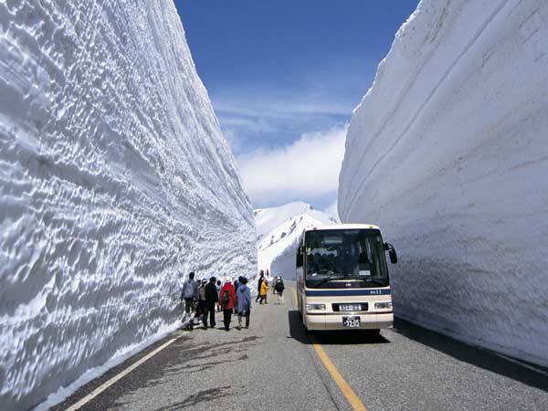 ಜಪಾನ್ ಮಹಾ ಹಿಮಗೋಡೆ