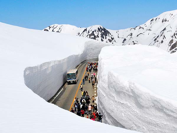 ಜಪಾನ್ ಮಹಾ ಹಿಮಗೋಡೆ